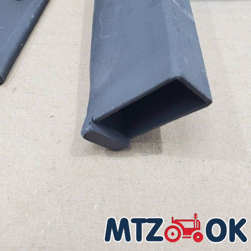 Колпачек на гайку 32 (пластик) стрелка Колпачек на гайку 32 (пластик) стрелка