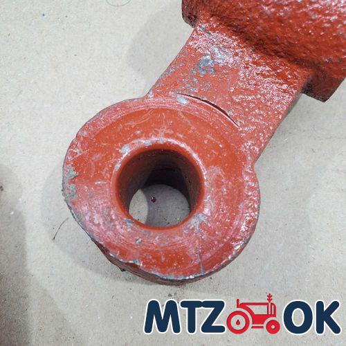 Колпачек на гайку 32 (пластик) стрелка Колпачек на гайку 32 (пластик) стрелка