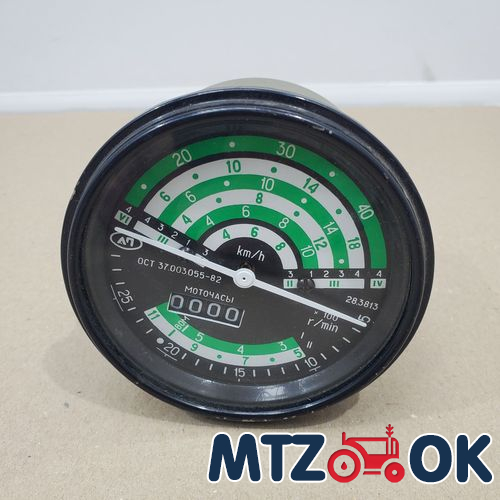 Колпачек на гайку 32 (пластик) стрелка Колпачек на гайку 32 (пластик) стрелка