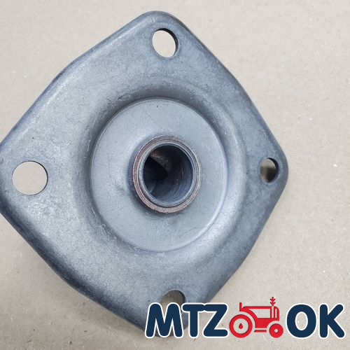 Полочка ручки двери МТЗ УК (пластик) Полочка ручки двери МТЗ УК (пластик)