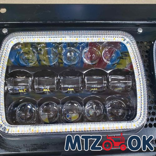 Полочка ручки двери МТЗ УК (пластик) Полочка ручки двери МТЗ УК (пластик)