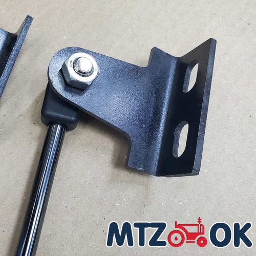 Полочка ручки двери МТЗ УК (пластик) Полочка ручки двери МТЗ УК (пластик)