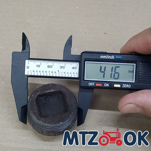 Пробка сливная масла КПП МТЗ 1 1/4" гидробак и корпус сцепления (пр-во МТЗ) Б/У 70-1701300 Пробка сливная масла КПП МТЗ 1 1/4" гидробак и корпус сцепления (пр-во МТЗ) Б/У 70-1701300