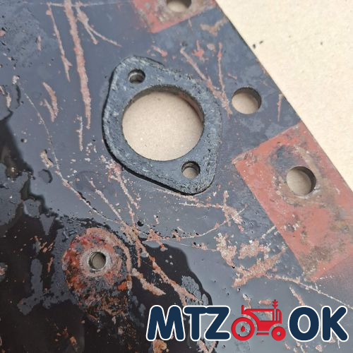 Глушитель МТЗ 80. 82 МК с глушителем (накладка нержавейка) (без турбины) толщина 1.5мм Глушитель МТЗ 80. 82 МК с глушителем (накладка нержавейка) (без турбины) толщина 1.5мм
