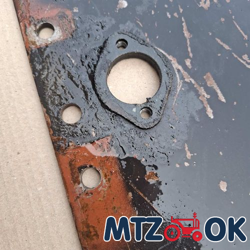 Глушитель МТЗ 80. 82 МК с глушителем (накладка нержавейка) (без турбины) толщина 1.5мм Глушитель МТЗ 80. 82 МК с глушителем (накладка нержавейка) (без турбины) толщина 1.5мм