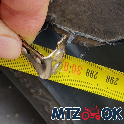 Шток гидроцилиндра Ц110 с вилкой (пр-во Винница) Ц110-200-3.030 Шток гидроцилиндра Ц110 с вилкой (пр-во Винница) Ц110-200-3.030