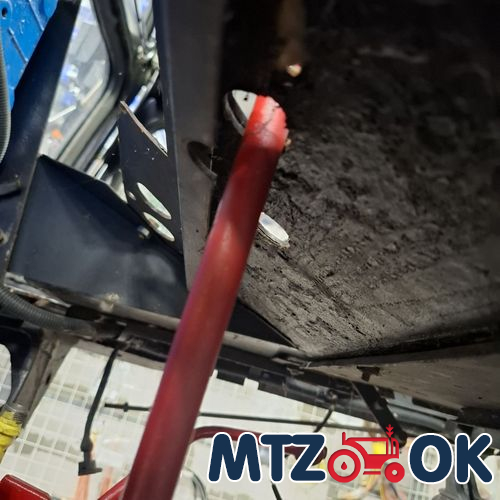 Глушитель МТЗ 80. 82 МК с глушителем (накладка нержавейка) (без турбины) толщина 1.5мм Глушитель МТЗ 80. 82 МК с глушителем (накладка нержавейка) (без турбины) толщина 1.5мм