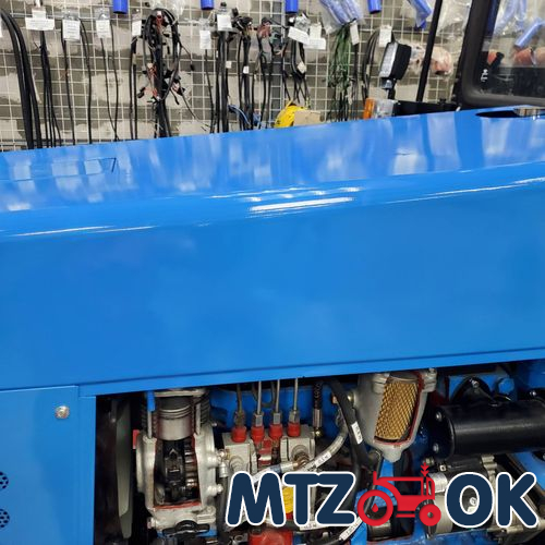 Капот МТЗ 892 в сборе (без боковин) (собств. пр-во) 90-8402020 Капот МТЗ 892 в сборе (без боковин) (собств. пр-во) 90-8402020