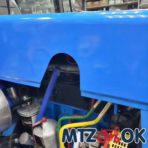 Капот МТЗ 892 в сборе (без боковин) (собств. пр-во) 90-8402020 Капот МТЗ 892 в сборе (без боковин) (собств. пр-во) 90-8402020