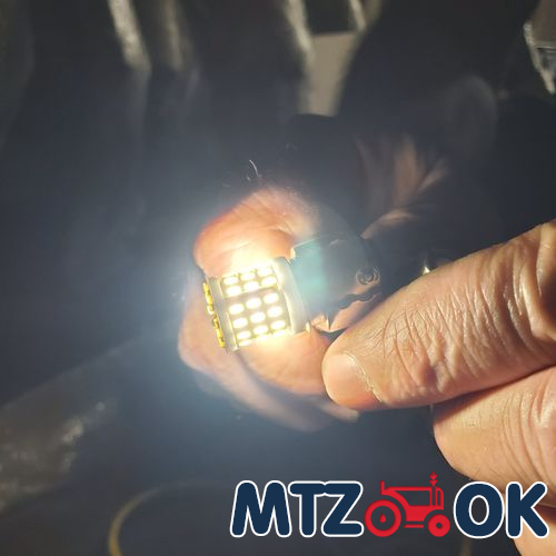 Полочка ручки двери МТЗ УК правая в сборе (прикуриватель. USB-зарядка. держатель телефона) (пластик) 80-6708600-П-СБ Полочка ручки двери МТЗ УК правая в сборе (прикуриватель. USB-зарядка. держатель телефона) (пластик) 80-6708600-П-СБ