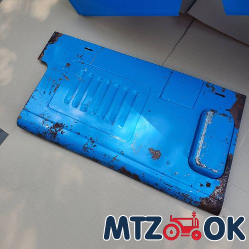 Капот МТЗ 892 в сборе (без боковин) (собств. пр-во) 90-8402020 Капот МТЗ 892 в сборе (без боковин) (собств. пр-во) 90-8402020