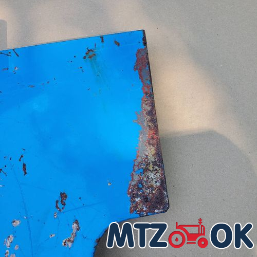 Капот МТЗ 892 в сборе (без боковин) (собств. пр-во) 90-8402020 Капот МТЗ 892 в сборе (без боковин) (собств. пр-во) 90-8402020