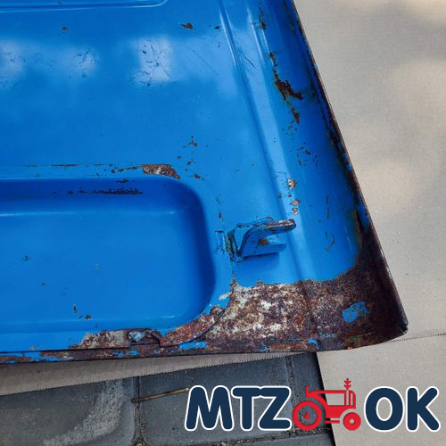 Капот МТЗ 892 в сборе (без боковин) (собств. пр-во) 90-8402020 Капот МТЗ 892 в сборе (без боковин) (собств. пр-во) 90-8402020