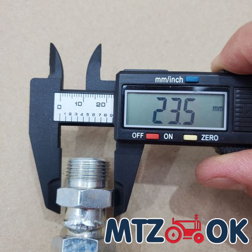 Капот МТЗ 892 в сборе (без боковин) (собств. пр-во) 90-8402020 Капот МТЗ 892 в сборе (без боковин) (собств. пр-во) 90-8402020