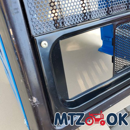 Капот МТЗ 892 в сборе (без боковин) (собств. пр-во) 90-8402020 Капот МТЗ 892 в сборе (без боковин) (собств. пр-во) 90-8402020