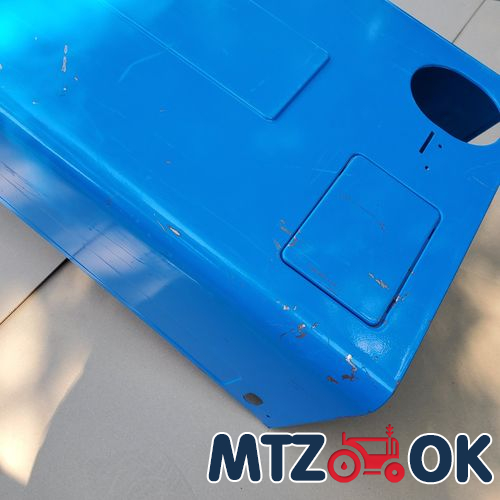 Капот МТЗ 892 в сборе (без боковин) (собств. пр-во) 90-8402020 Капот МТЗ 892 в сборе (без боковин) (собств. пр-во) 90-8402020