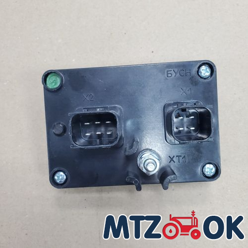 Полочка ручки двери МТЗ УК правая в сборе (прикуриватель. USB-зарядка. держатель телефона) (пластик) 80-6708600-П-СБ Полочка ручки двери МТЗ УК правая в сборе (прикуриватель. USB-зарядка. держатель телефона) (пластик) 80-6708600-П-СБ