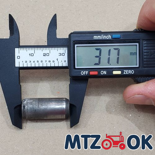 Полочка ручки двери МТЗ УК правая в сборе (прикуриватель. USB-зарядка. держатель телефона) (пластик) 80-6708600-П-СБ Полочка ручки двери МТЗ УК правая в сборе (прикуриватель. USB-зарядка. держатель телефона) (пластик) 80-6708600-П-СБ