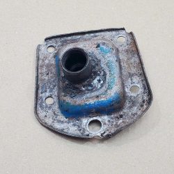 Полочка ручки двери МТЗ УК правая в сборе (прикуриватель. USB-зарядка. держатель телефона) (пластик) 80-6708600-П-СБ