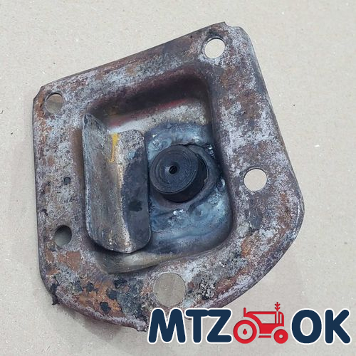 Полочка ручки двери МТЗ УК правая в сборе (прикуриватель. USB-зарядка. держатель телефона) (пластик) 80-6708600-П-СБ Полочка ручки двери МТЗ УК правая в сборе (прикуриватель. USB-зарядка. держатель телефона) (пластик) 80-6708600-П-СБ