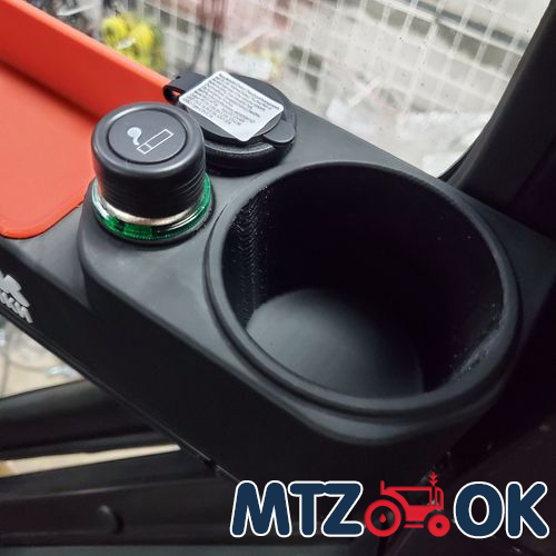 Полочка ручки двери МТЗ УК правая в сборе (прикуриватель. USB-зарядка. держатель телефона) (пластик) 80-6708600-П-СБ Полочка ручки двери МТЗ УК правая в сборе (прикуриватель. USB-зарядка. держатель телефона) (пластик) 80-6708600-П-СБ