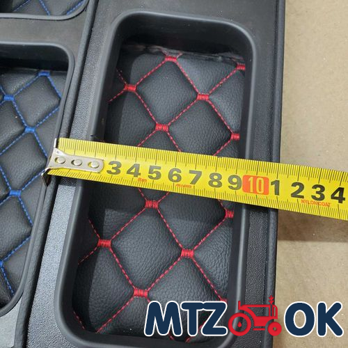 Полочка ручки двери МТЗ УК правая (голая) (пластик) 80-6708600-П Полочка ручки двери МТЗ УК правая (голая) (пластик) 80-6708600-П