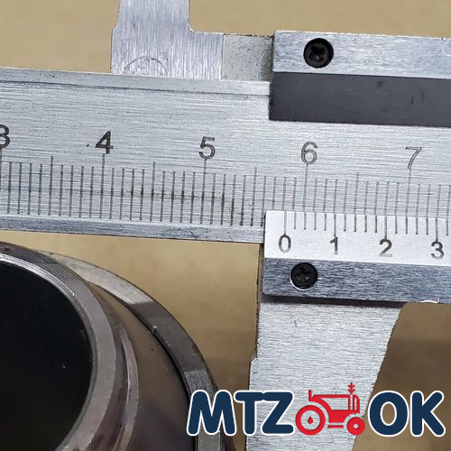 Решетка капота с LED фарами С37 (95Вт, 12-24В, 5-7дюйма ближний 3600люм./дальний 5500люм.) в сборе на МТЗ 892 Фуры TIR МАЗ Камаз (собств.пр-во) Решетка капота с LED фарами С37 (95Вт, 12-24В, 5-7дюйма ближний 3600люм./дальний 5500люм.) в сборе на МТЗ 892 Фуры TIR МАЗ Камаз (собств.пр-во)