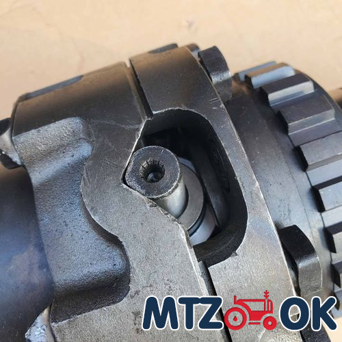 Крышка стакана подшипника МТЗ (пр-во МТЗ) 50-2407059-А Крышка стакана подшипника МТЗ (пр-во МТЗ) 50-2407059-А