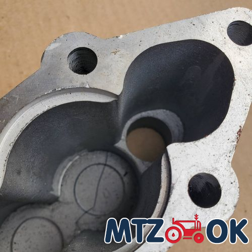 Кронштейн опоры промежуточной (пр-во Китай) 72-2209011 Кронштейн опоры промежуточной (пр-во Китай) 72-2209011