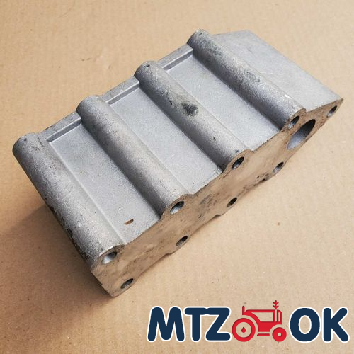 Кронштейн опоры промежуточной (пр-во Китай) 72-2209011 Кронштейн опоры промежуточной (пр-во Китай) 72-2209011