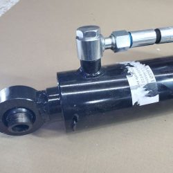 Гидроцилиндр МТЗ 1-но сторон. ЦС 80-50-300.550 ВТ22 с гидрозамком VBPDE 1/2