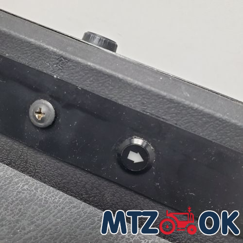 Тахометр электронный 9-32V/4000 оборотов/подсветка 7цветов (Китай) СХ8147В Тахометр электронный 9-32V/4000 оборотов/подсветка 7цветов (Китай) СХ8147В