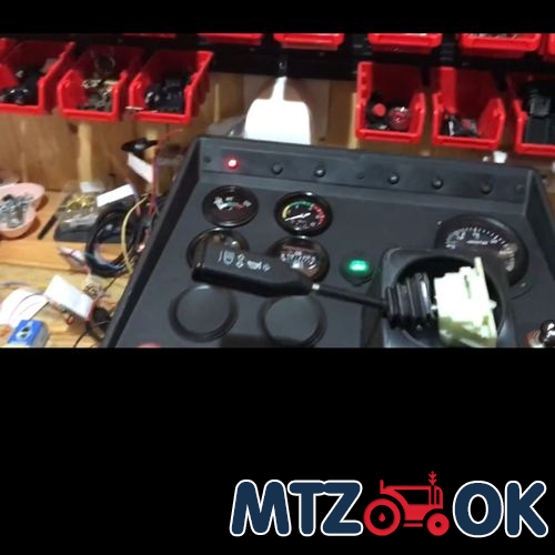 Тахометр электронный 9-32V/4000 оборотов/подсветка 7цветов (Китай) СХ8147В Тахометр электронный 9-32V/4000 оборотов/подсветка 7цветов (Китай) СХ8147В