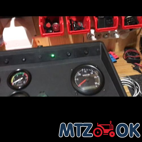 Тахометр электронный 9-32V/4000 оборотов/подсветка 7цветов (Китай) СХ8147В Тахометр электронный 9-32V/4000 оборотов/подсветка 7цветов (Китай) СХ8147В