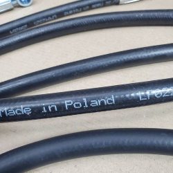 Топливопровод низкого давления 3 штуцера в резине L=2800мм (пр-во Польша) 70-1101345-Б1 Топливопровод низкого давления 3 штуцера в резине L=2800мм (пр-во Польша) 70-1101345-Б1