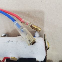 Регулятор оборотов отопителя 12V 2.2 Ом Регулятор оборотов отопителя 12V 2.2 Ом