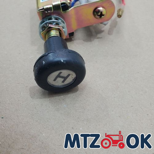 Регулятор оборотов отопителя 12V 2.2 Ом Регулятор оборотов отопителя 12V 2.2 Ом