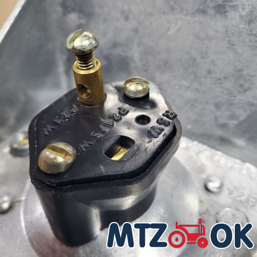 Брызговик крыла задн. МТЗ УК пластик (пр-во Китай) Н85-8404041 Китай Брызговик крыла задн. МТЗ УК пластик (пр-во Китай) Н85-8404041 Китай