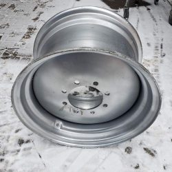 Диск колеса МТЗ-82/892 передний широкий на 5 шпилек (13.6смхR20) (пр-во SILA) W12-20-3101020