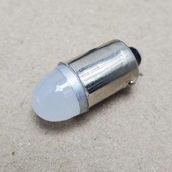 Лампа LED 12V 9 диодов 1-но конт. цоколь (в панель приборов, габарит) АТР1843 Лампа LED 12V 9 диодов 1-но конт. цоколь (в панель приборов, габарит) АТР1843