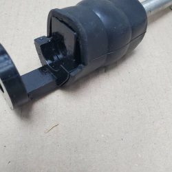 Фиксатор рамки боковой МТЗ УК (для безрамочного стекла) (пр-во SILA) 80-6708960 Фиксатор рамки боковой МТЗ УК (для безрамочного стекла) (пр-во SILA) 80-6708960