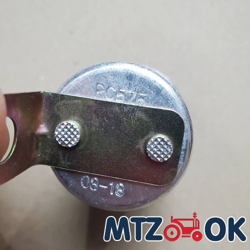 Фиксатор рамки боковой МТЗ УК (для безрамочного стекла) (пр-во SILA) 80-6708960 Фиксатор рамки боковой МТЗ УК (для безрамочного стекла) (пр-во SILA) 80-6708960