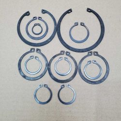 Шкворень вилки поперечины L=13.5см (пр-во Польша) 50-4605079 Шкворень вилки поперечины L=13.5см (пр-во Польша) 50-4605079