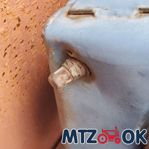 Фара LED квадратна 48W 16 ламп (110х125х20) 10-30V 6000K (узкий радиатор) (Китай) 2950 Фара LED квадратна 48W 16 ламп (110х125х20) 10-30V 6000K (узкий радиатор) (Китай) 2950