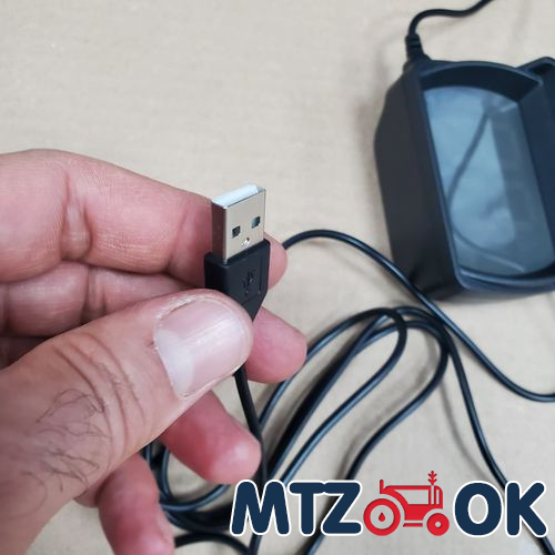 Спидометр GPS (подключение через USB 5V) (Китай) SJ-Y03-B1 Спидометр GPS (подключение через USB 5V) (Китай) SJ-Y03-B1