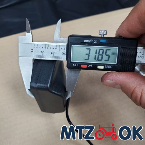 Спидометр GPS (подключение через USB 5V) (Китай) SJ-Y03-B1 Спидометр GPS (подключение через USB 5V) (Китай) SJ-Y03-B1